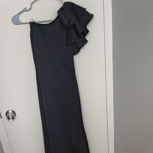 Elegant Black One-Shoulder Dress